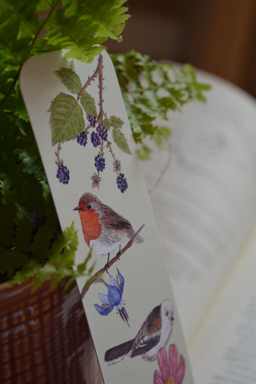 marque page printemps avec des oiseaux et des fleurs